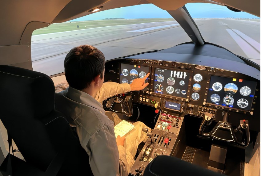 ATPL Theory Exams and Flight Hours
