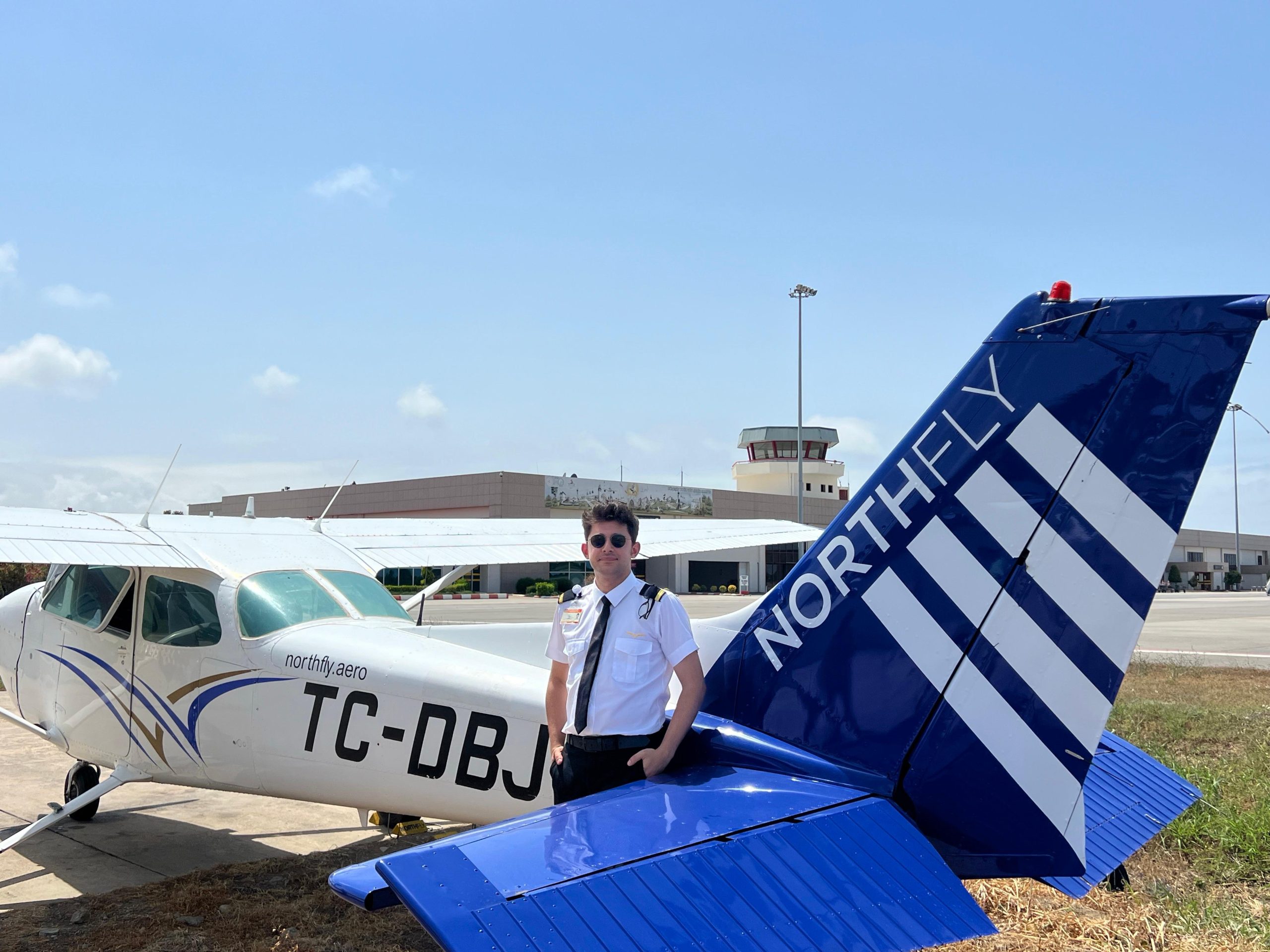 Uçuş Akademisi ile Pilotluk Kariyerine İlk Adım